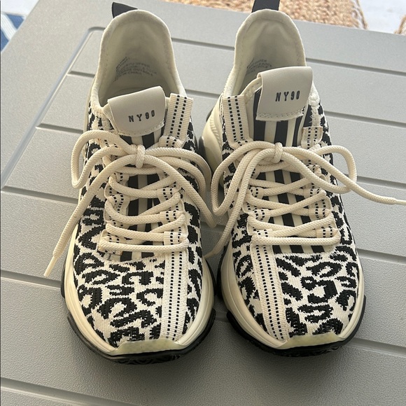 Steve Madden Maxima Leopard Sneakers - Picture 2 of 8